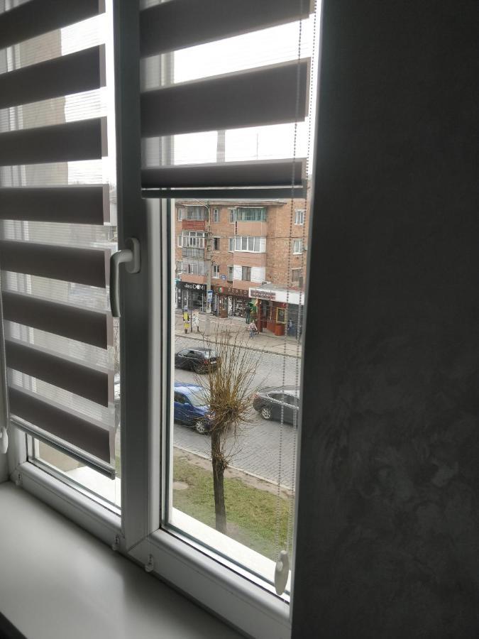 Studio Comfort On Golovna Street Черновцы Экстерьер фото