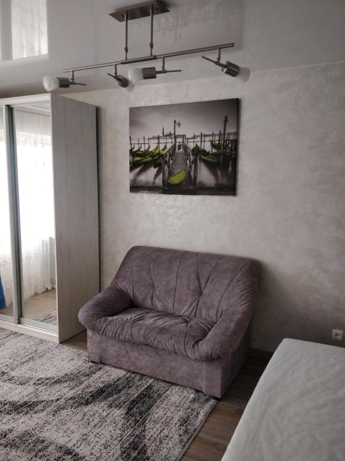 Studio Comfort On Golovna Street Черновцы Экстерьер фото